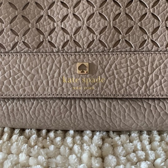 Kate Spade Purse - Picture 2 of 5